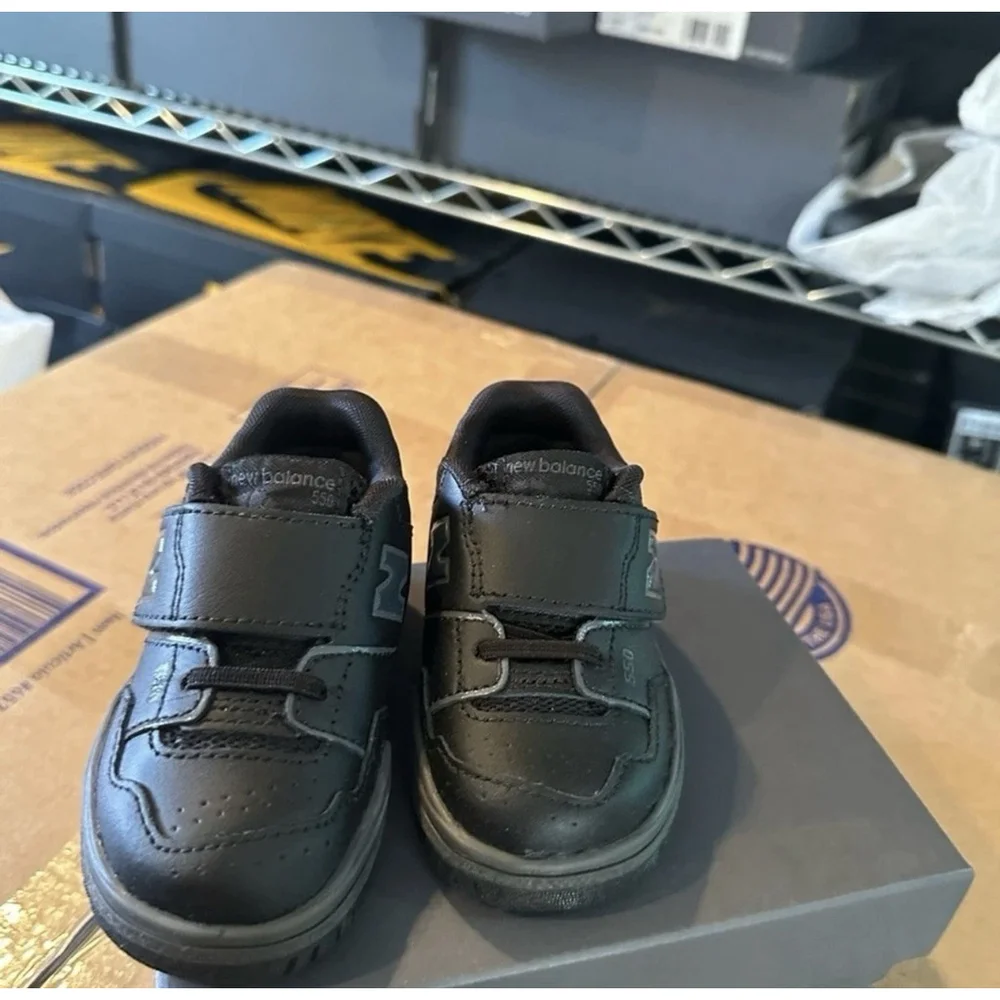 New balance 550 triple black toddler 5c unisex toddler